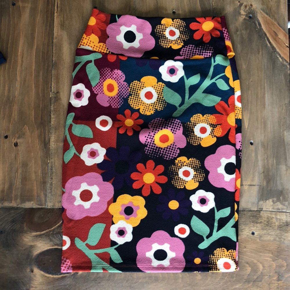 LuLaRoe Cassie Skirt